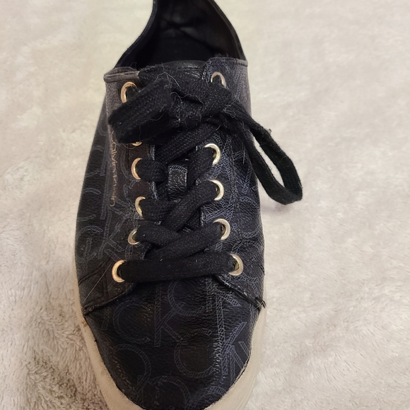 Calvin Klein shoes - Picture 2 of 4